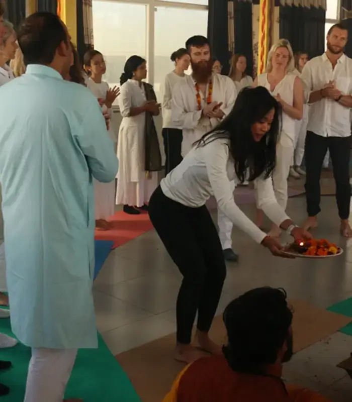 300 hours yoga teacher training in india